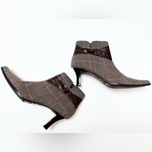 Predictions Plaid Ankle Boots with Brown Accent Preppy Chic Classic Fall Office